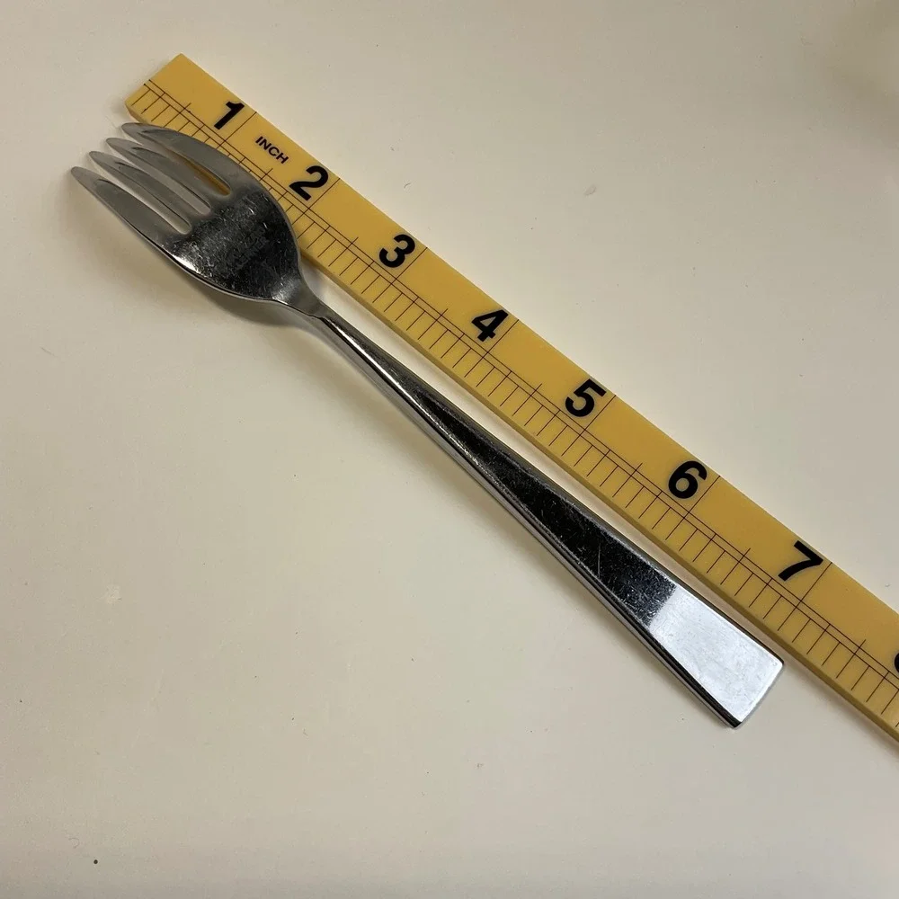 Yamazaki Lerner Float Stainless Steel Salad Forks Set of 4 Silver 7 Inch Modern